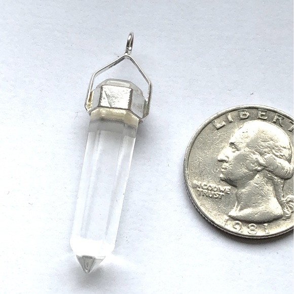 Jewelry - Vintage Crystal Pendant